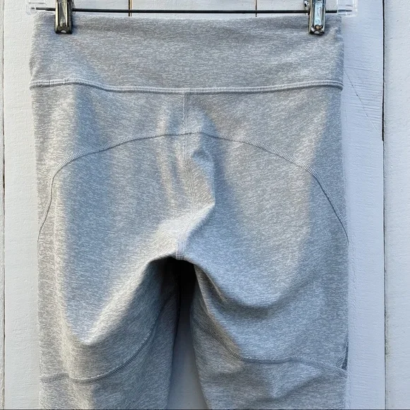 Outdoor Voices Two-Tone Warmup Crop Leggings Ash Dove Dark Grey Light Gray Small - Picture 10 of 16